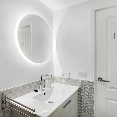 Apartment At 30 Mts From Sea