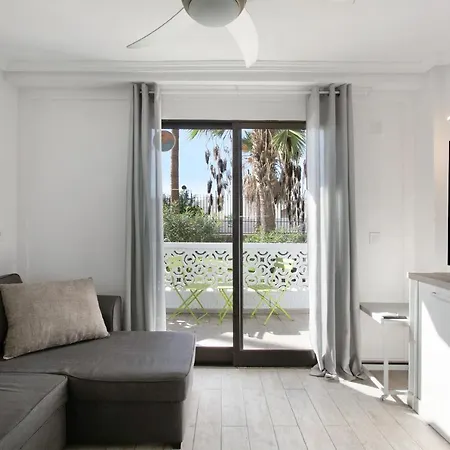 Apartment At 30 Mts From Sea